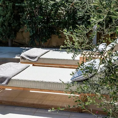 Dimi Villa